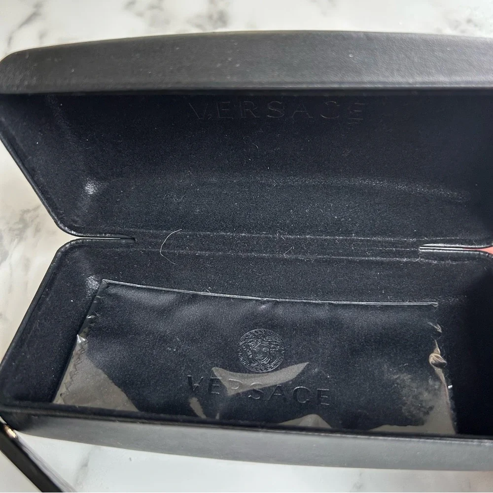 💯 authentic Versace sunglasses - Picture 10 of 10